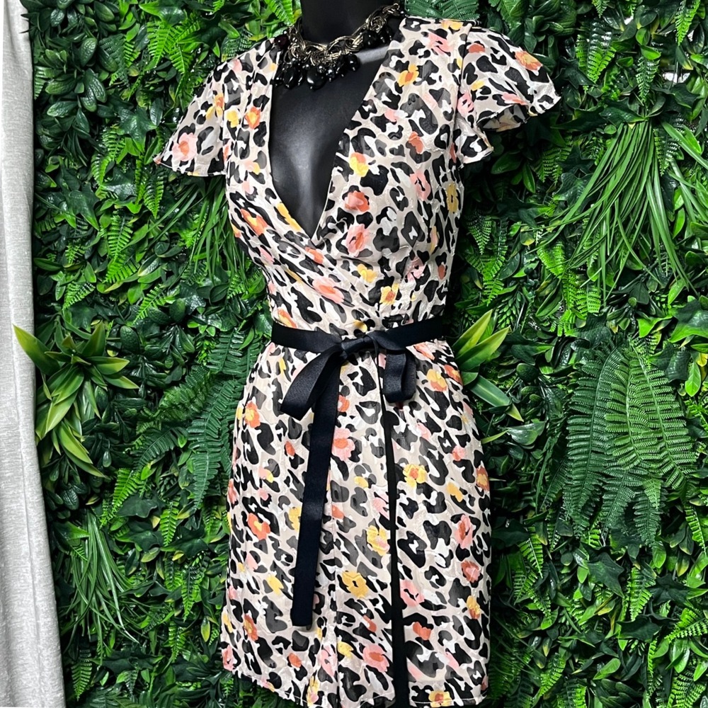 Hutch Romper Shorts Size 8 Tan Leopard Print Jumpsuit Short Sleeve‎ Belted 3288